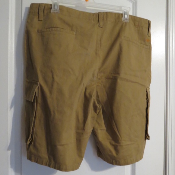 Dockers Cargo Shorts Men’s Size 38 Good Condition - Picture 2 of 4